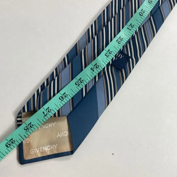 Vintage Givenchy Gentleman Paris neck tie - Picture 6 of 6